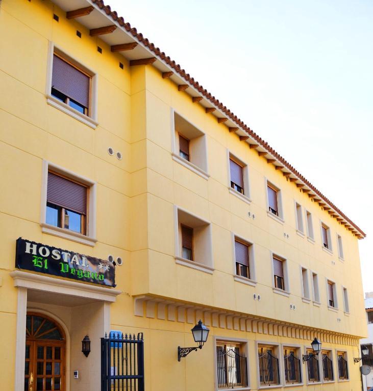 Hostal El Vegano Hotel Utiel Bagian luar foto